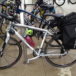 2007 Trek 7.6 FX White and Silver or Gray