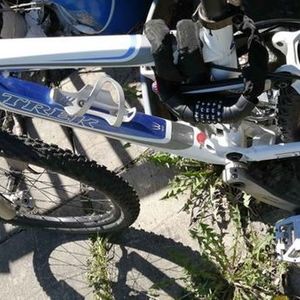 Trek 7.2 FX Disc White