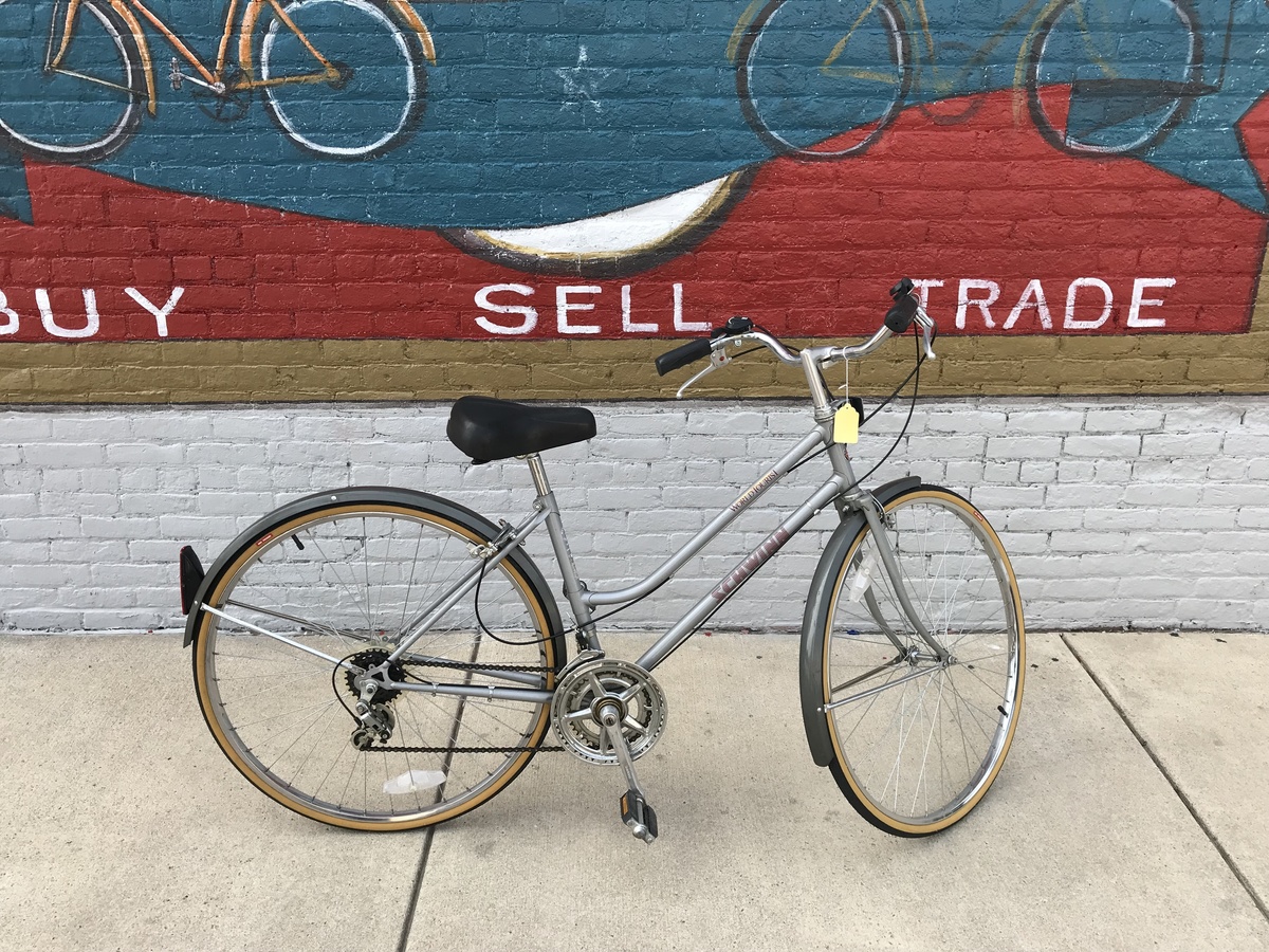 schwinn world tourist womens