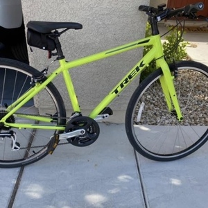 2019 Trek FX2 Yellow or Gold