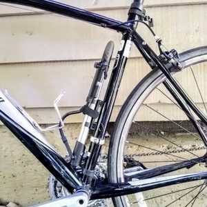 2009 Specialized Silver, gray or bare metal