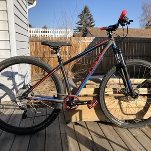 2018 GT Bicycles Karakoram Black