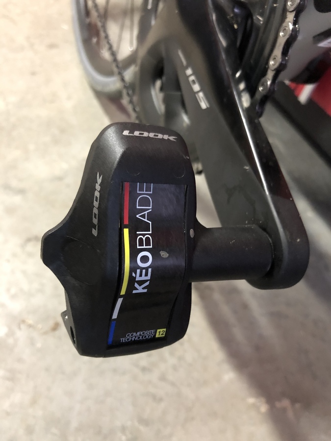 2020 SCOTT Addict 20 Endurance Road Bike