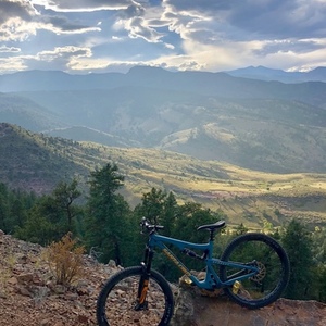 2017 Santa Cruz Bronson 2 C S Blue and Orange