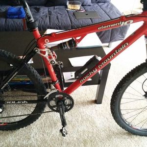 2006 Rocky Mountain Bicycles Element 10 Red