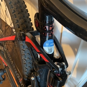 2019 Giant Stance 2 Black and Orange