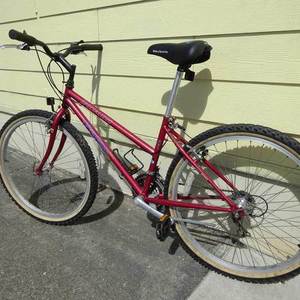 Specialized Hardrock Red