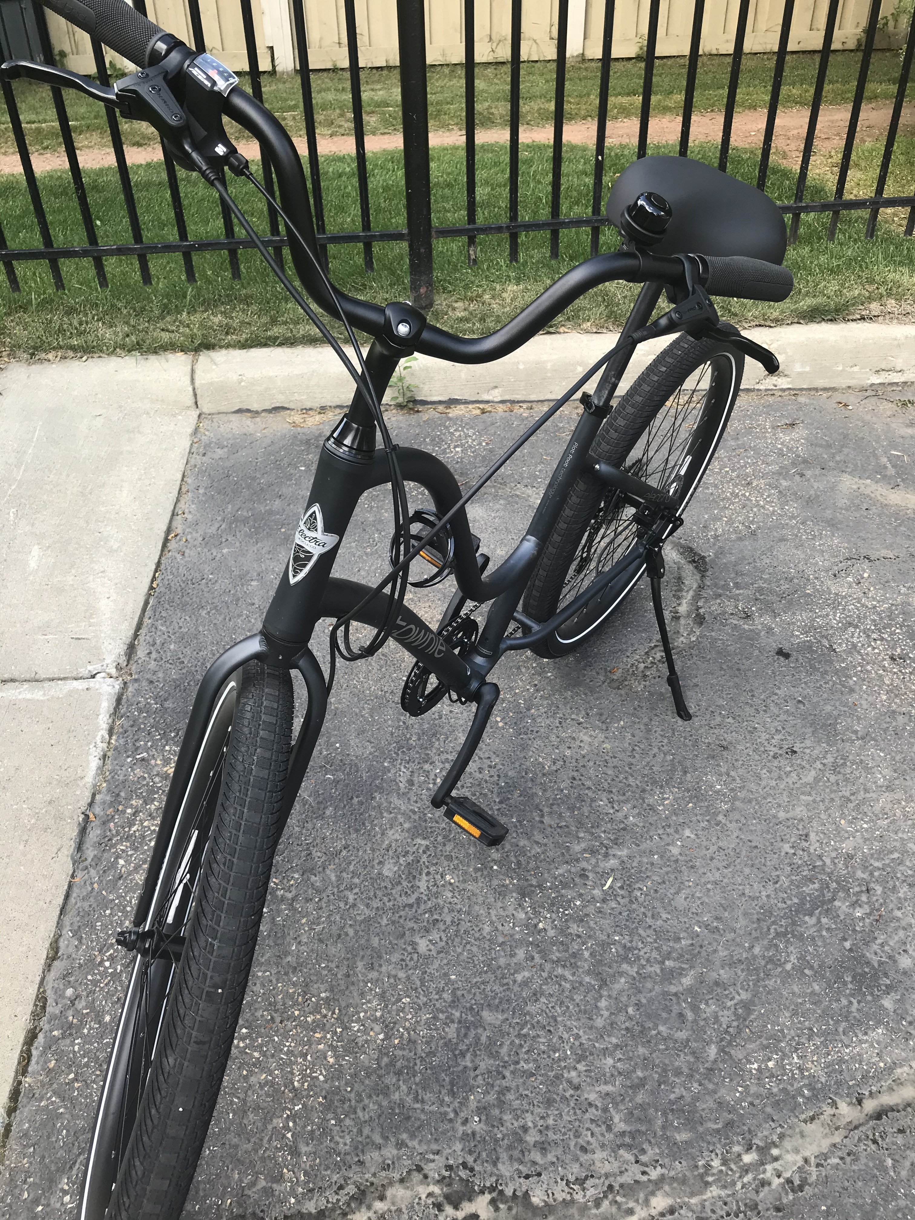 2020 Electra Townie Path 9D Grey