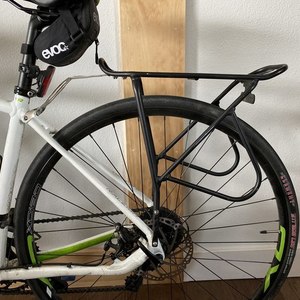 2017 Raleigh Revere 2 White and Green