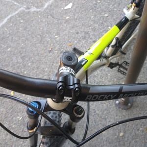 2020 Rocky Mountain Bicycles fushion 30 Green and Black