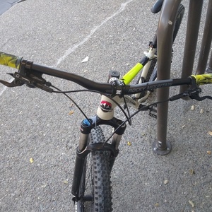 2020 Rocky Mountain Bicycles fushion 30 Green and Black