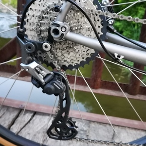 2020 Rondo Bogan Silver, gray or bare metal