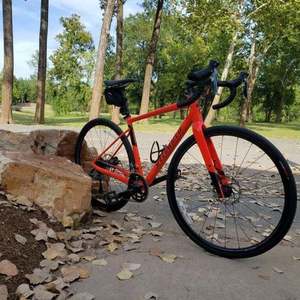 2019 Specialized Diverge Red and Black