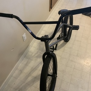 2020 Kink Launch Silver, gray or bare metal
