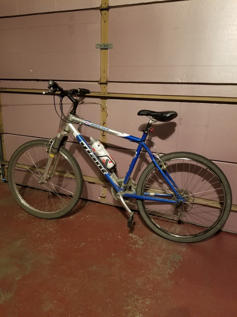 Giant Boulder Silver Blue - Mens Blue Giant Bike Photo 