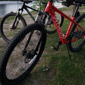 2021 Specialized Rockhopper5Flo Red