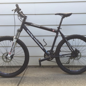 2007 Rocky Mountain Bicycles Trailhead Black