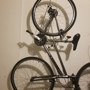 2016 Trek 7.1 FX (15 in, 38 cm) Silver, gray or bare metal