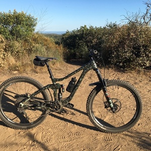 2017 Giant Hail Advanced 1 Green