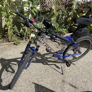 2008 Trek 4300 Silver, gray or bare metal