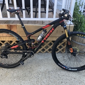 2018 Trek Top Fuel Race Shop Limited Black and Red