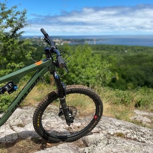 2018 Santa Cruz Bronson CC Green