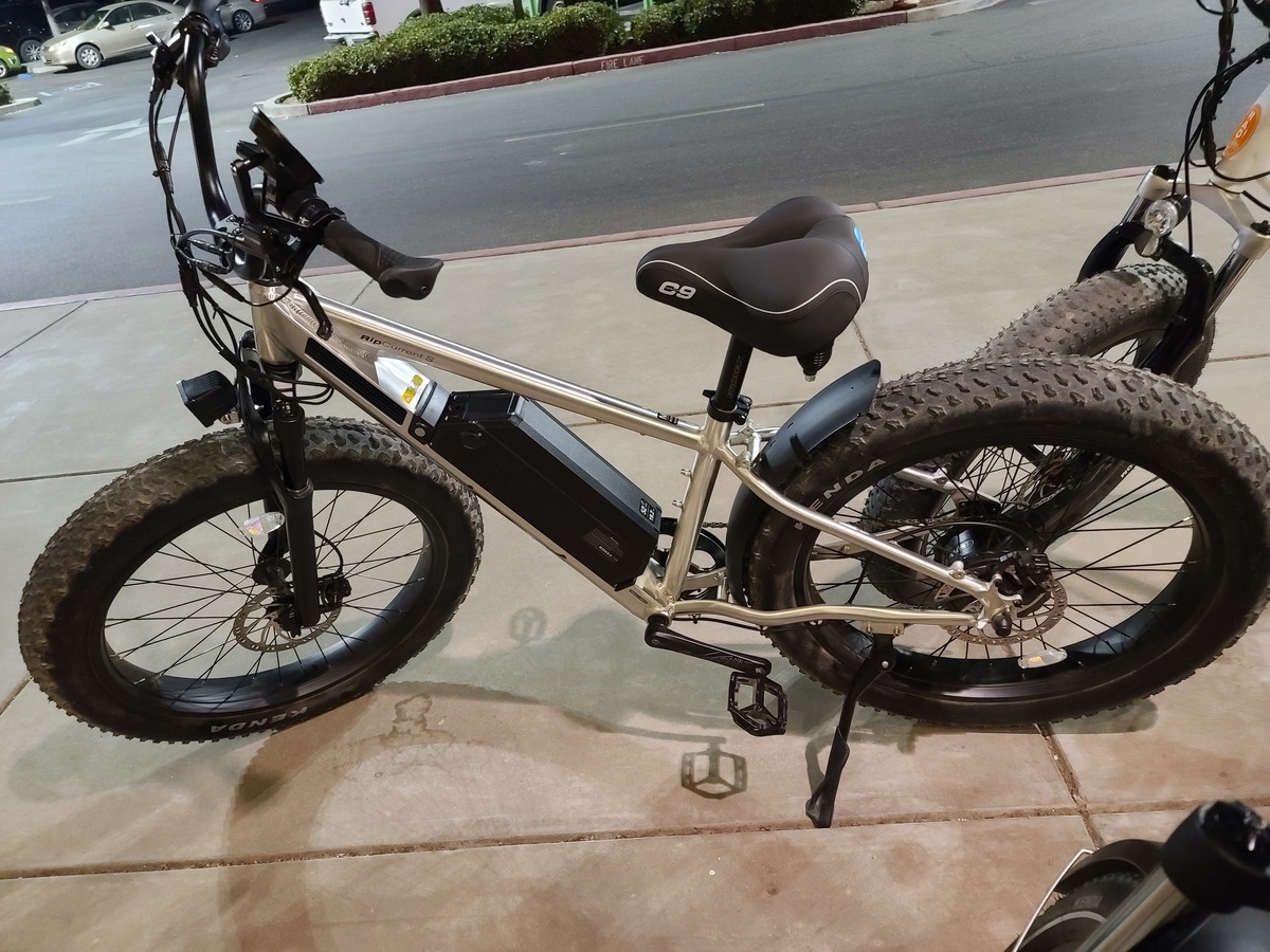 2020 Juiced Riders Ripcurrent S