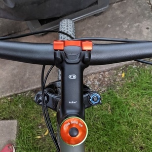 Northrock XC00 Silver, gray or bare metal