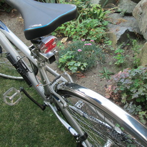 2008 Cannondale Adventure 4 Blue and Silver, gray or bare metal