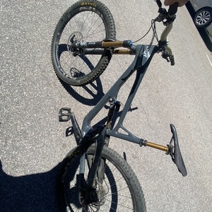 2020 YT Hsjjai Silver, gray or bare metal