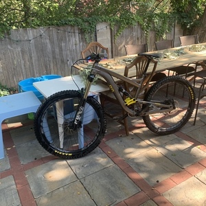 2017 Diamondback Mission ll Silver, gray or bare metal and Yellow or Gold