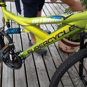 2019 Supercycle DJKK Green