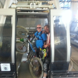 2010 Giant Glory 1 Black, White, and Red