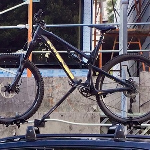 2017 Intense Spyder Carbon 27.5" Black and Yellow or Gold
