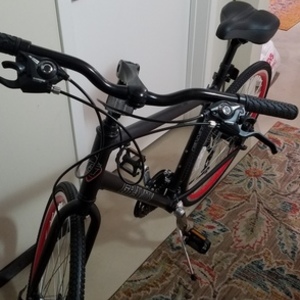 2020 Gravity Black