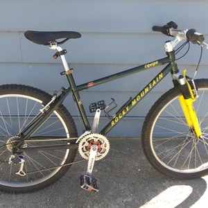 1996 Rocky Mountain Bicycles Equipe Green