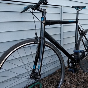Trek T1 Black