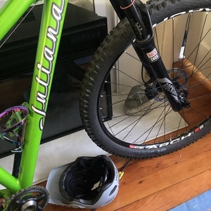 2016 Juliana Bicycles Nevis Green