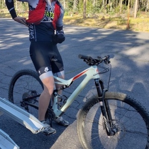 2015 Specialized Camber Teal