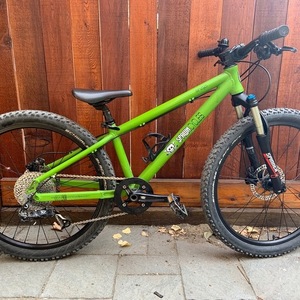 Spawn Cycles Shojo Green