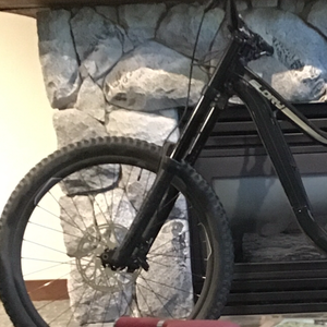2018 Giant Glory Black