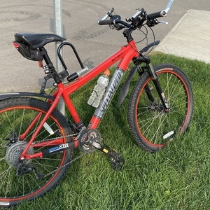 2007 Specialized Rockhopper Red