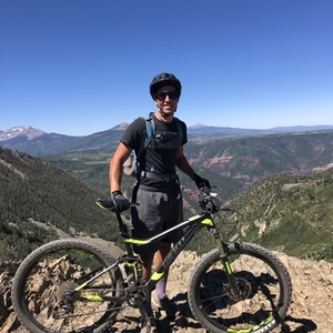 2018 Giant Stance 2 Black and Yellow or Gold