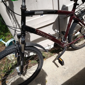 2020 Trek Red