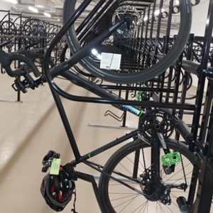 2017 Marin Bikes Lombard Elite Black