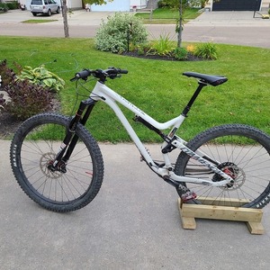 2019 Commencal Bikes Meta AM White