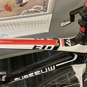 2015 MUSEEUW MFC 3.0 Black, Red, and White