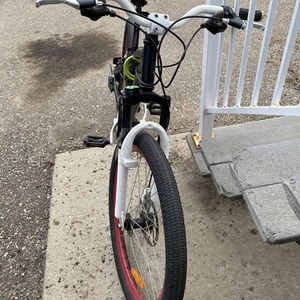 2014 Kustom Kruiser Steel frame Black, Red, and White