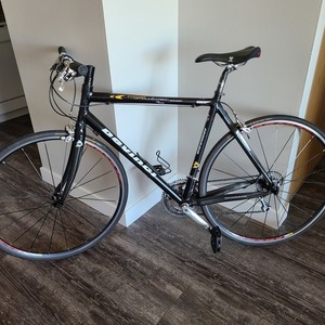 Devinci Santiago optimum carbon Black