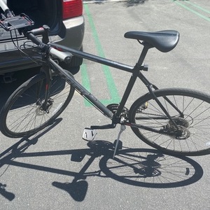 2019 Trek Black FX 3 Disc Black